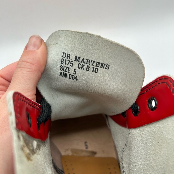 Rare Vintage Made in England Dr. Martens Red Patent Leather Boots 6 EYE Size 7 - Picture 14 of 14